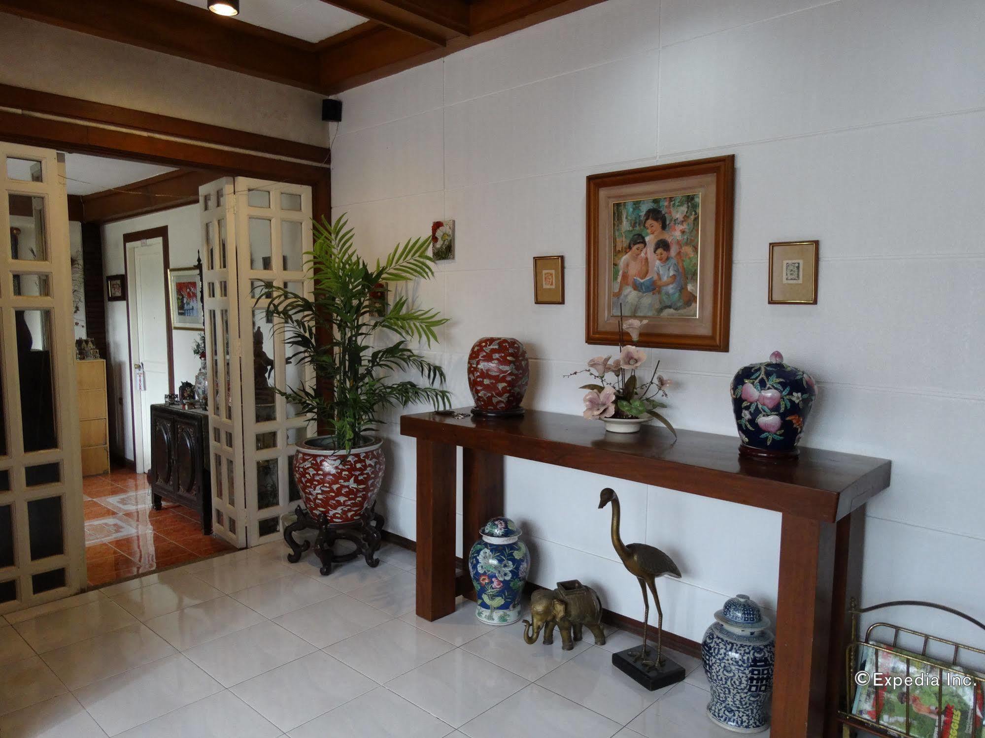 Casa Ruby Pension House Davao Stadt Exterior foto