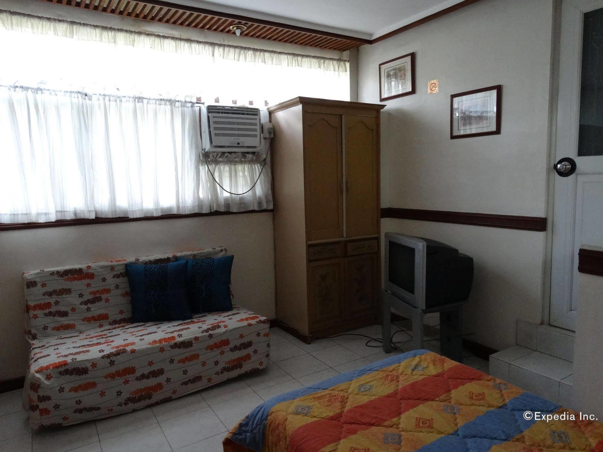 Casa Ruby Pension House Davao Stadt Exterior foto