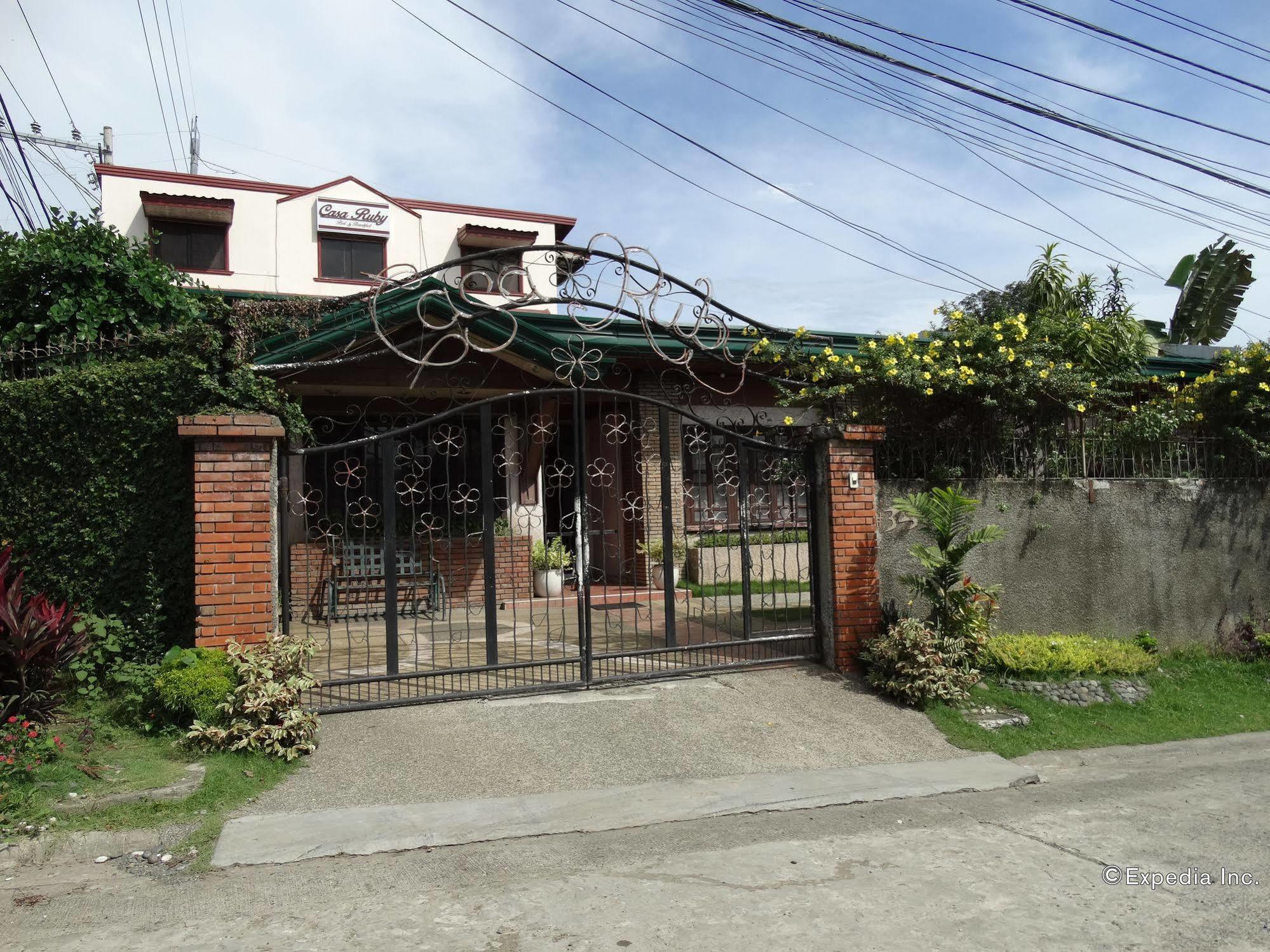 Casa Ruby Pension House Davao Stadt Exterior foto